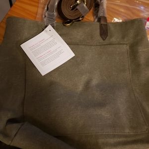 NWT olive window shopper thirty one